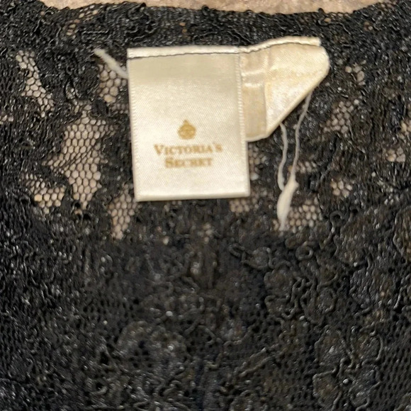 Vintage Gold Label Victoria’s Secret Black Lace Short Sleeve Top Size Large - Picture 3 of 3